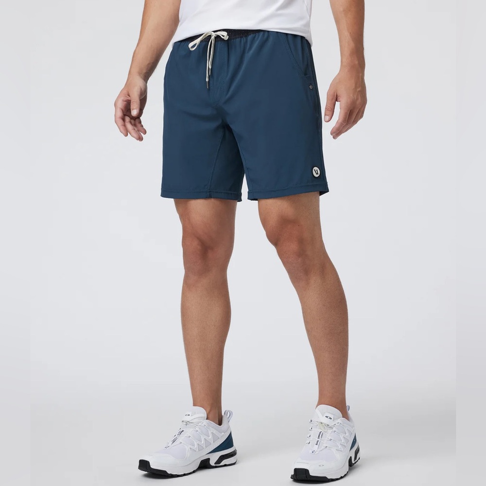 Like New Vuori Men's Kore Short in Indigo Blue